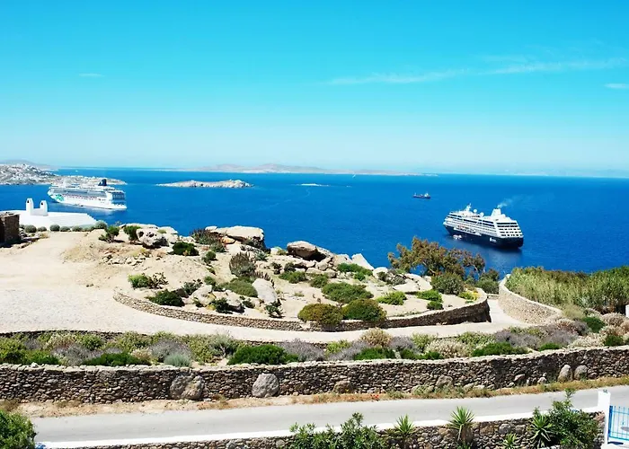 Mykonos Petra Suites & Rooms